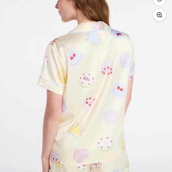 Joyspun Women’s Stretch Satin Short Sleeve Top and Shorts Pajama Set (Small) - Picture 2 of 10